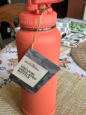Adventuridge 40 oz Vacuum Insulated Water Bottle — Coral